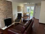 Lounge/Dining
